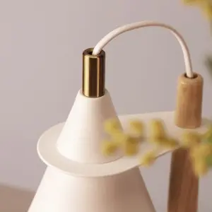 Modern Natural Rubber Wood Candle Warmer Lamp